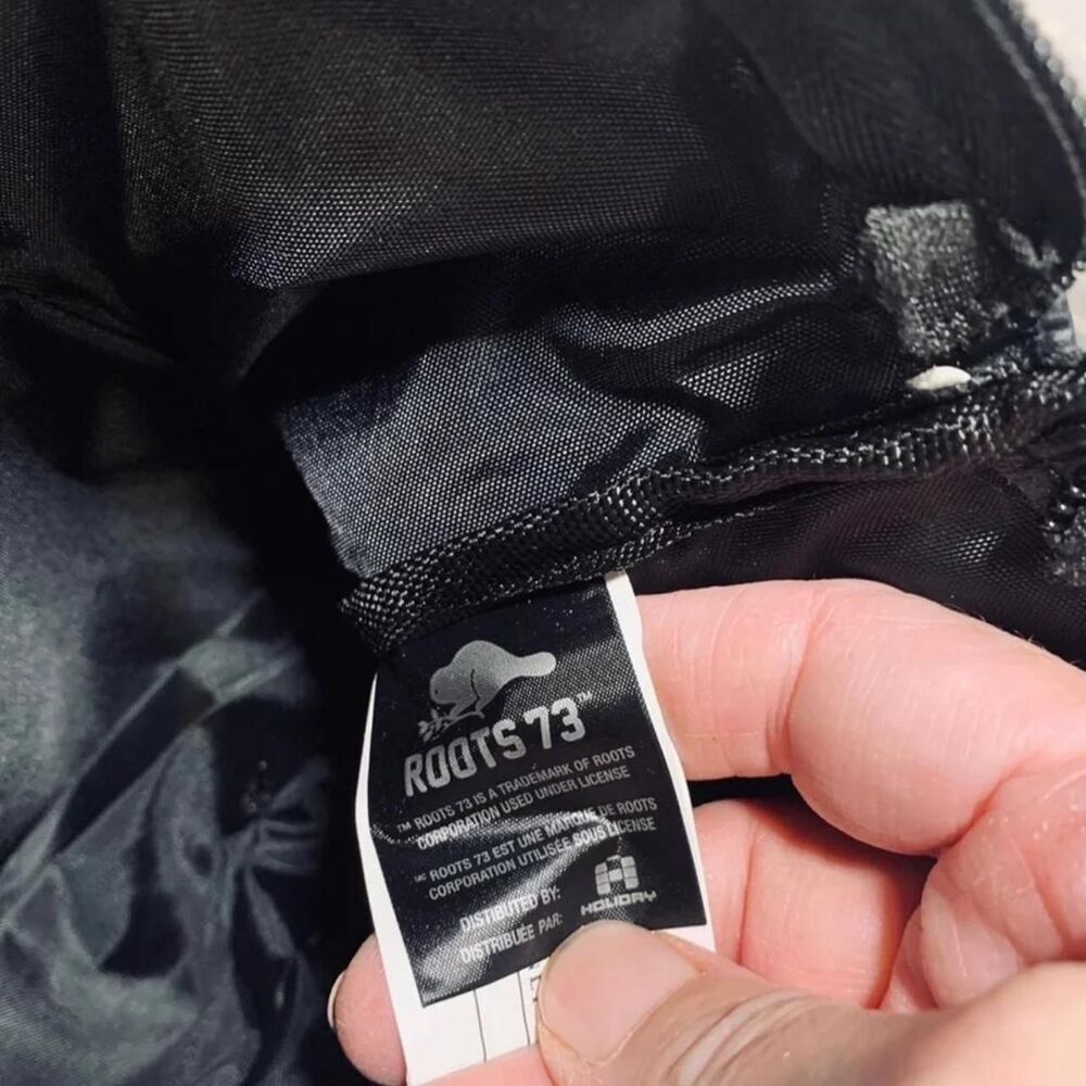 Roots Men's Black Bag - Picture 4 of 8