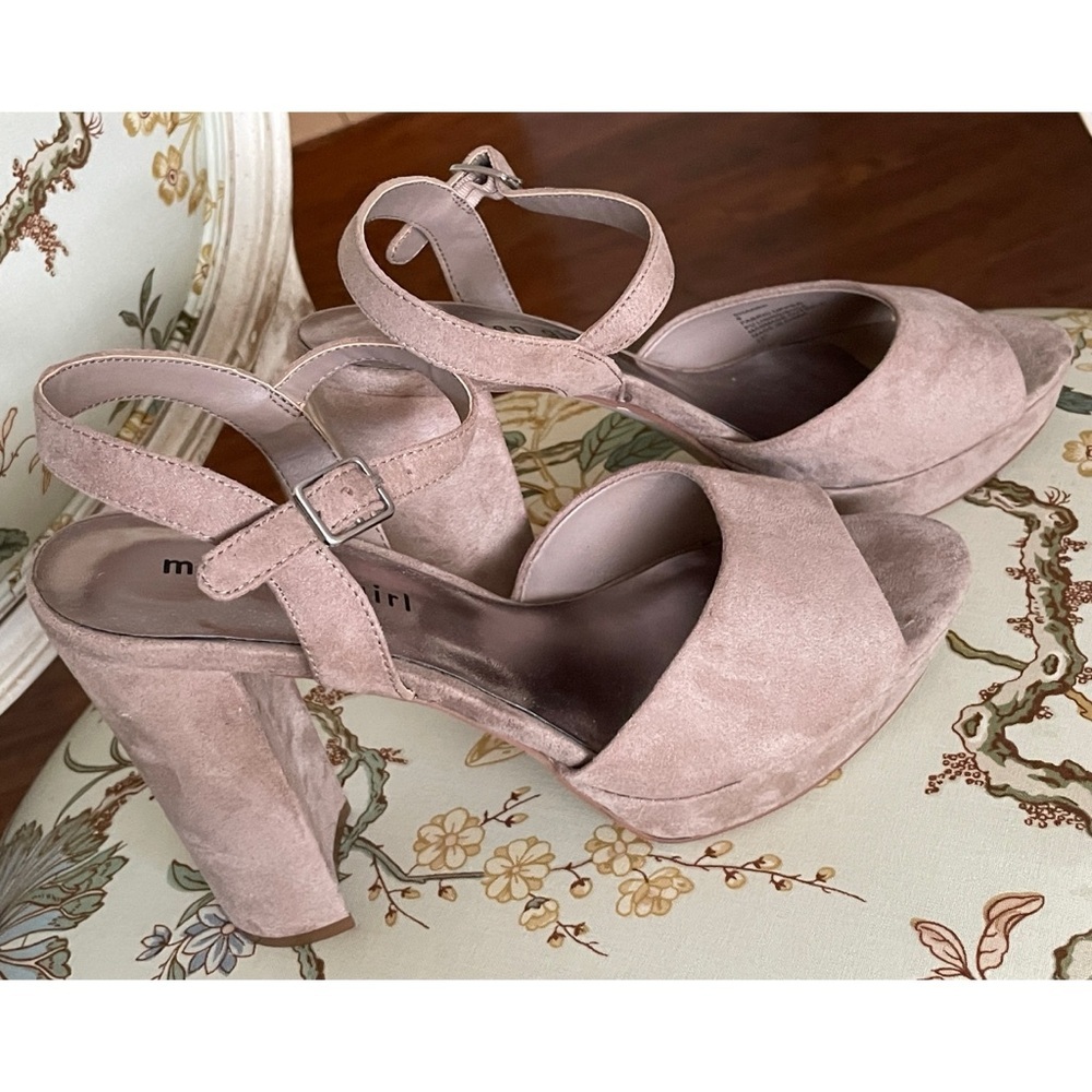 Madden Girl Tan Platform Heels, Size 8