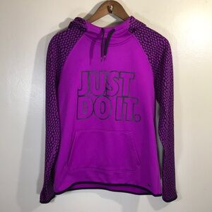 EUC Nike‎ Therma Fit Purple Hoodie