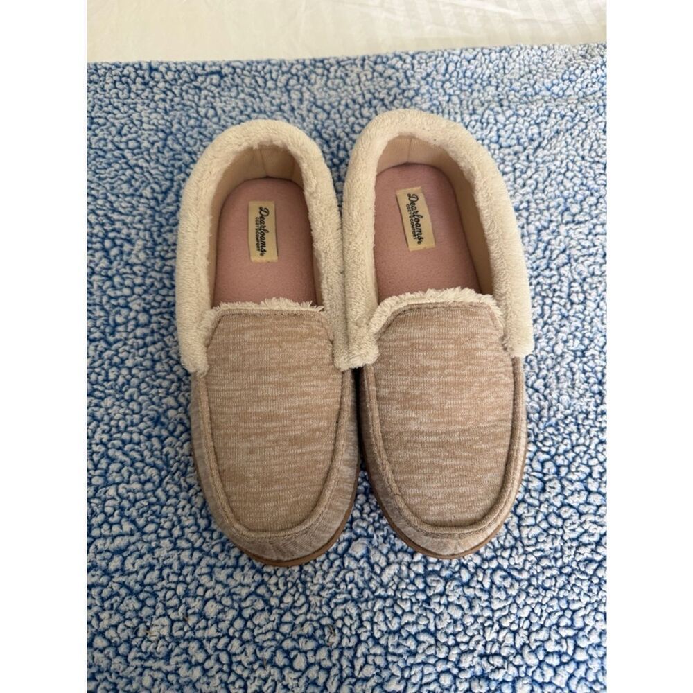 dearfoams Women's Tan Moccasin Slippers