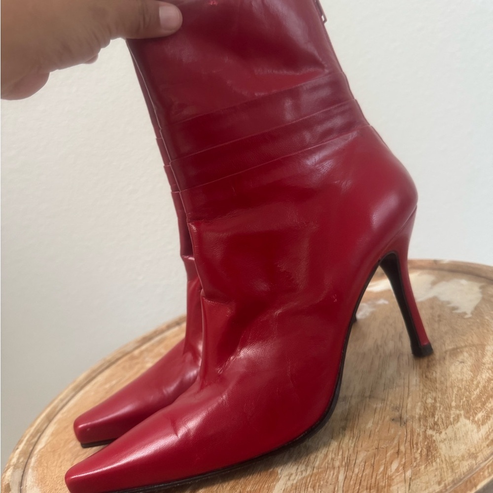 Stuart Weitzman Pointed-Toe Leather Booties - Picture 14 of 14