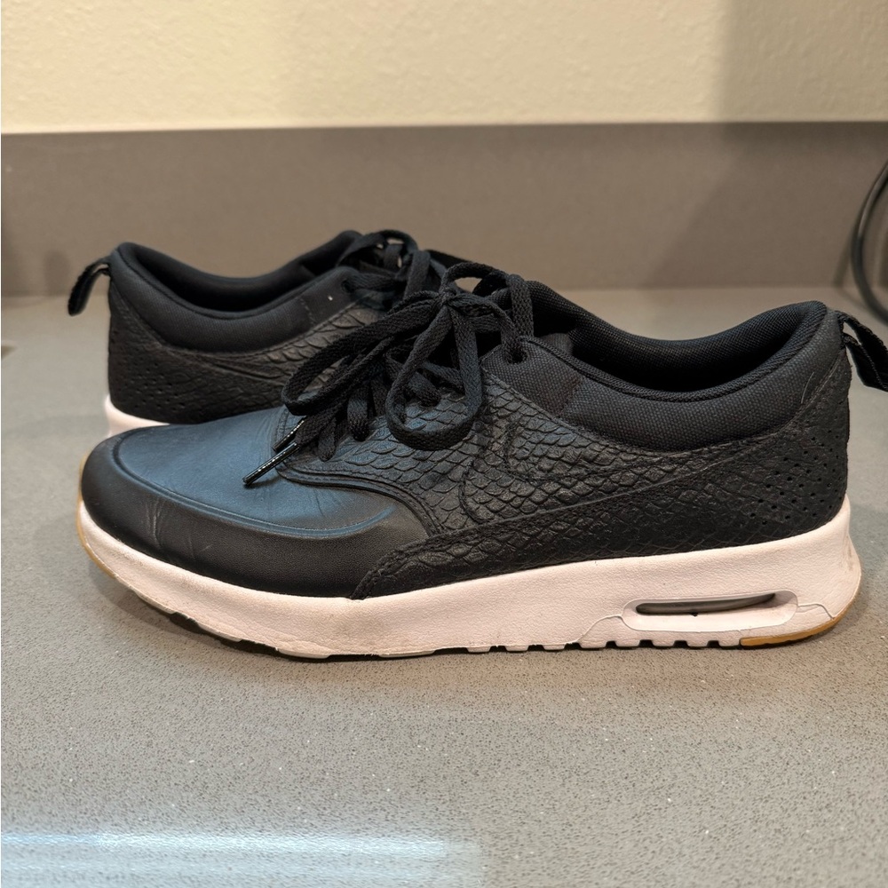 Women’s Nike Air Max Thea Leather Tennis Shoes