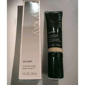 Mary Kay Cc Cream Light To Medium NIB EXP 01/26