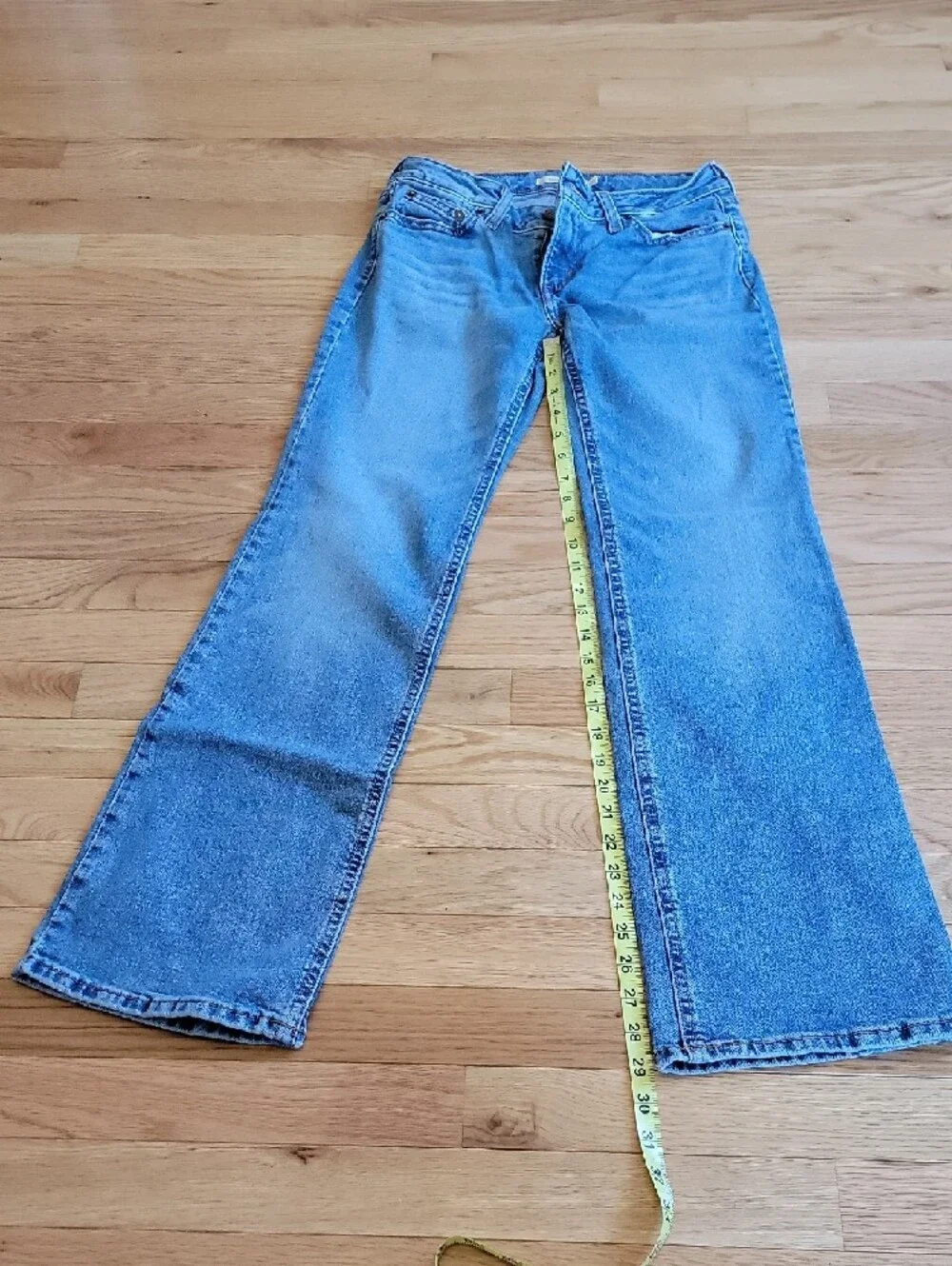 Levi's Medium Blue Women's Bootcut Jeans - Picture 2 of 5