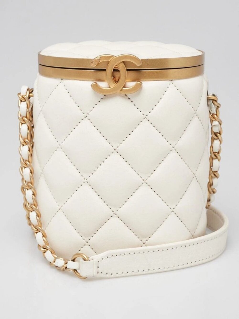 Chanel White Quilted Lambskin Leather CC Small Vanity Crown Box Bag