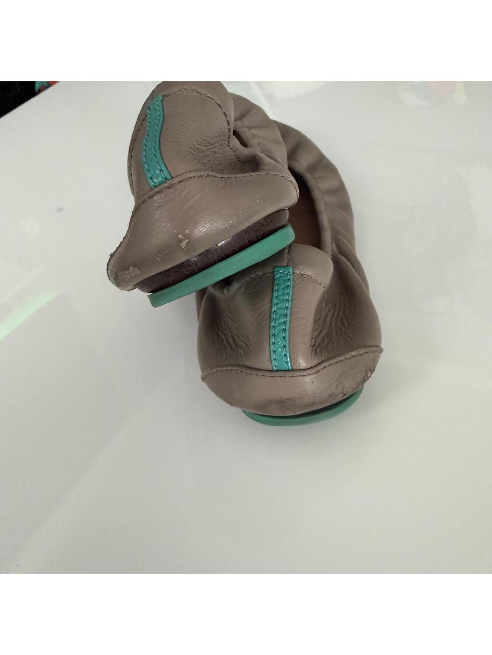 Tieks Taupe Leather Ballet Flats Size 10 - Picture 6 of 9