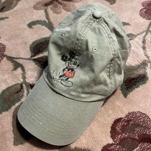 Vintage Walt Disney World Mickey Mouse baseball hat