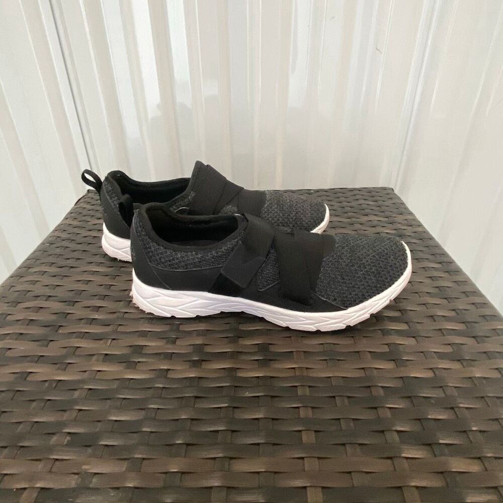 Vionic Aimmy sneakers, woman size 8
