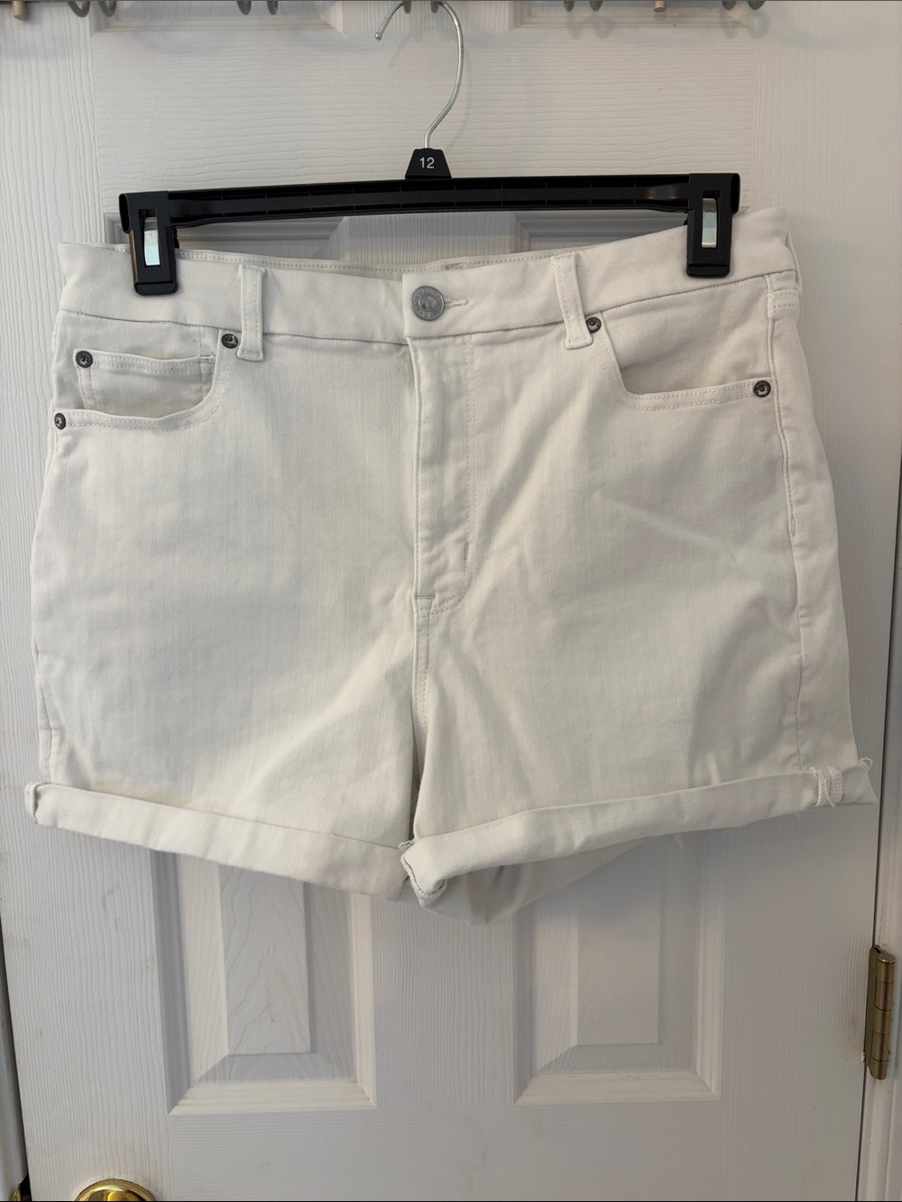 American Eagle Outfitters Curvy Hi-Rise Shortie White Rolled Cuff Denim Shorts