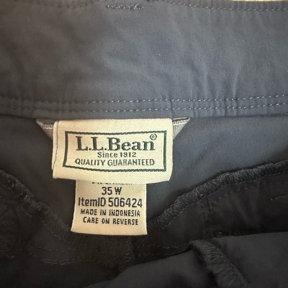 LLBean Men’s Cargo Shorts Size 35 - Picture 8 of 11