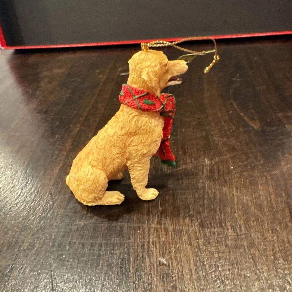 Danbury Mint A Golden Holiday Best Paw Forward - Picture 4 of 6