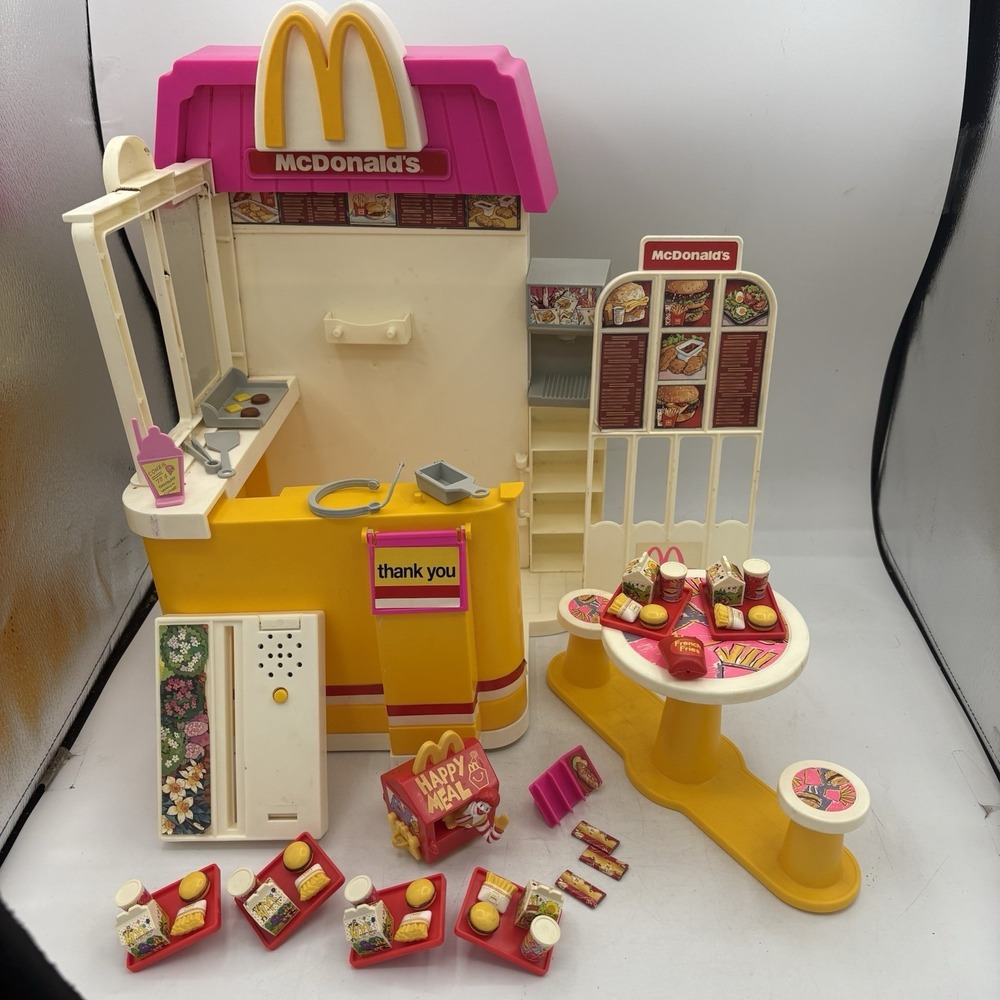 Vintage Mattel Barbie McDonald's Playset Drive Thru Missing Pieces No Dolls