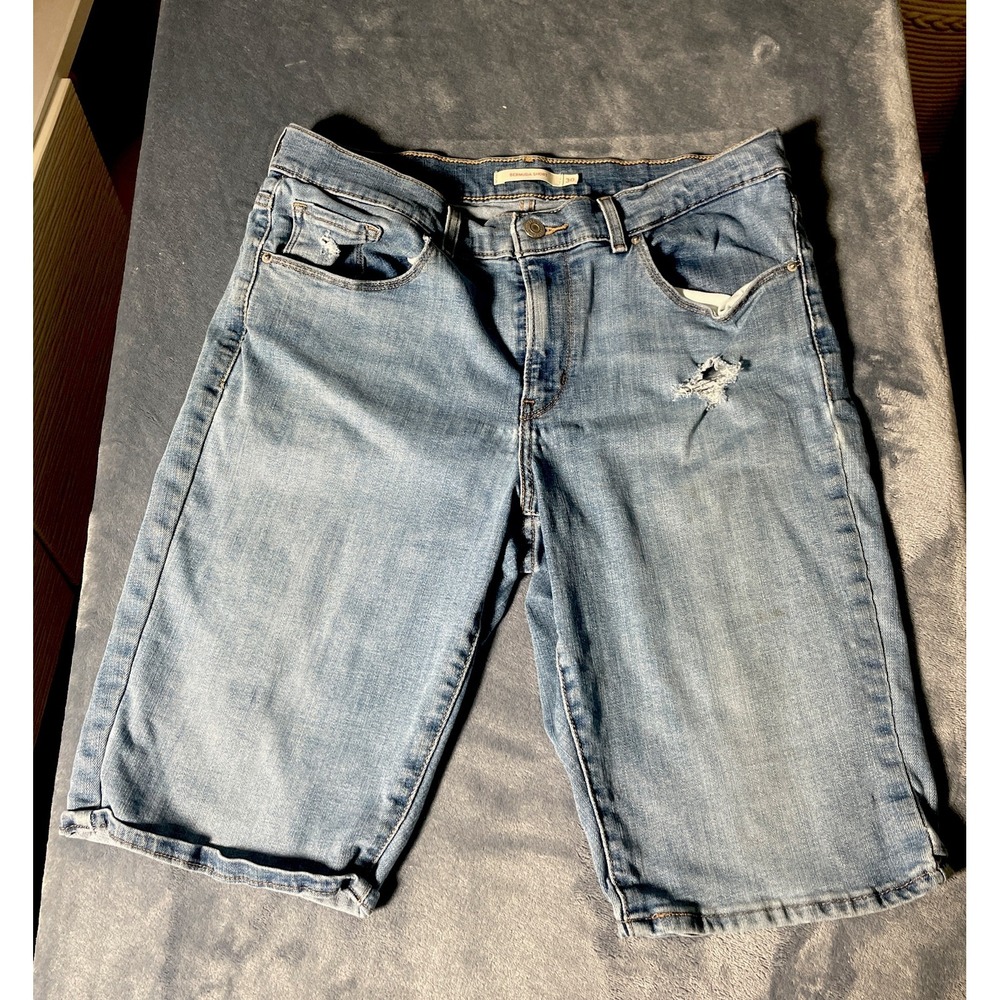 Levi's Denim Shorts Women's 30 Mid-Rise Moderate-Stretch Flat Front Blue (0026)