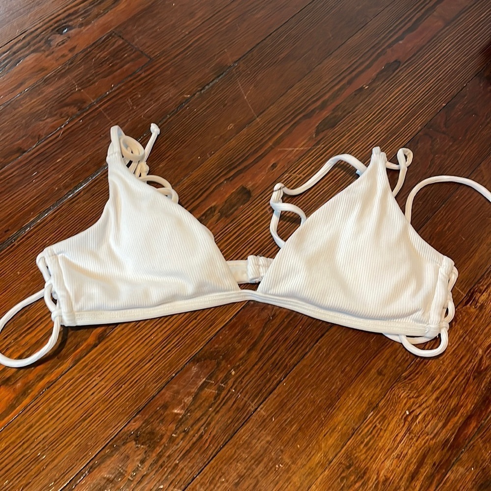 L.A. Hearts Women’s White Bikini Top Size S