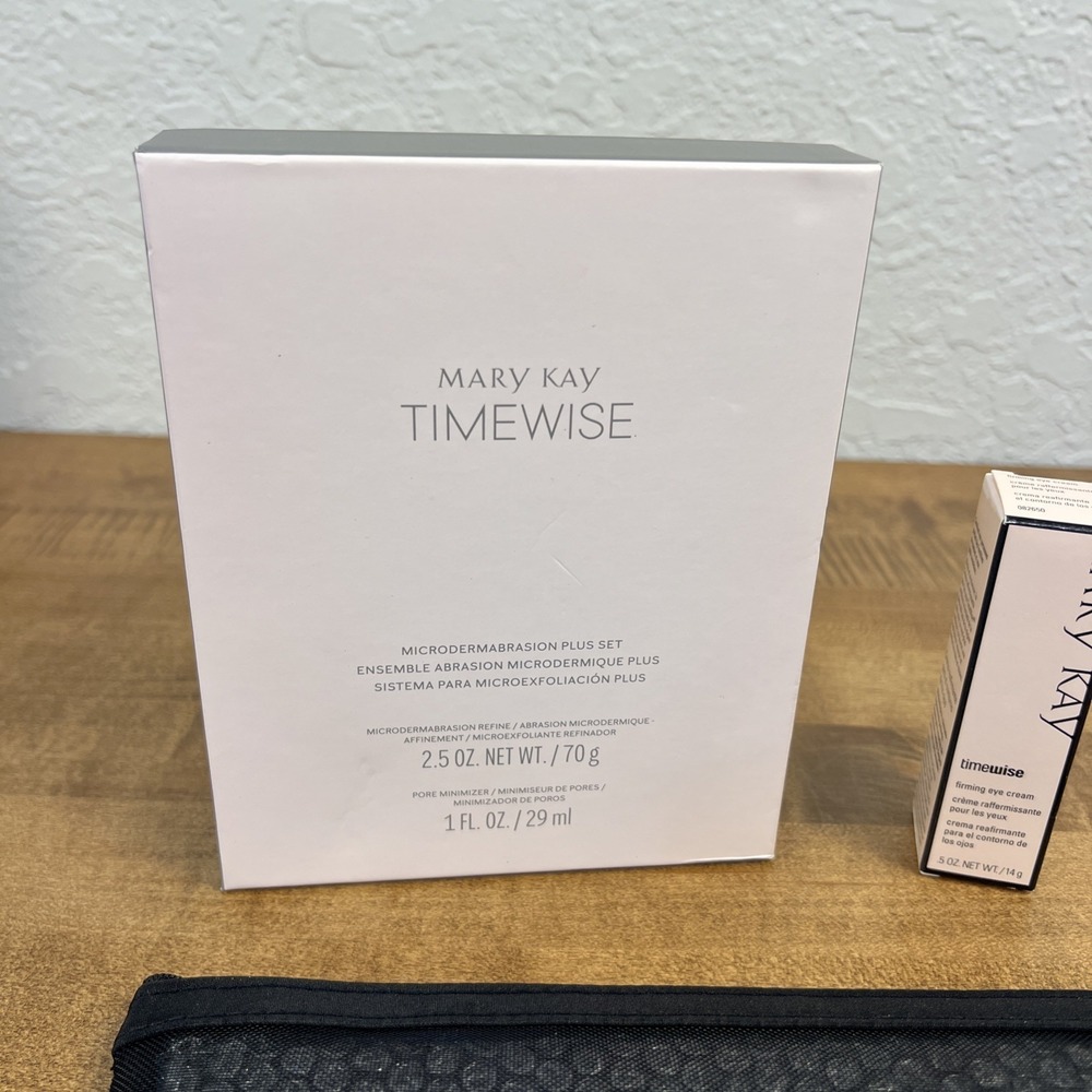 Mary Kay TimeWise Microdermabrasion Plus Set, Firming Eye Cream & Face Mirror - Picture 2 of 12