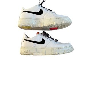 Nike Air Force 1 Low Pixel