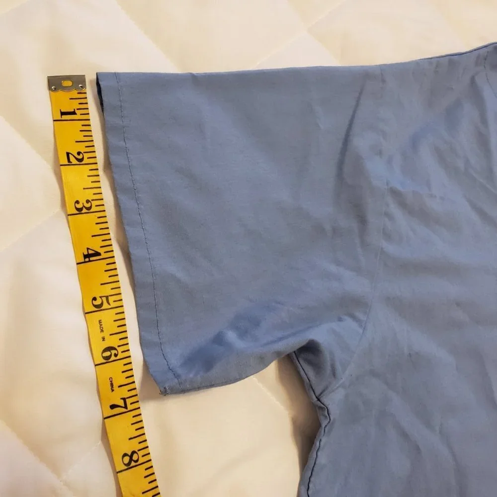 Unisex Scrub Top- Light Blue - Picture 5 of 6