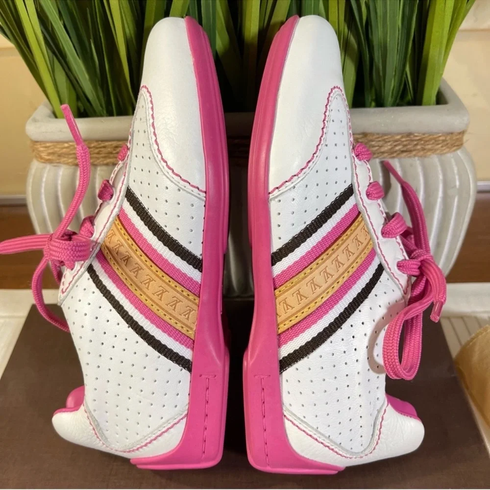 Louis Vuitton Girls Sneakers Size 29 Italy - Picture 5 of 17
