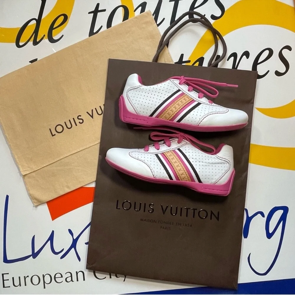 Louis Vuitton Girls Sneakers Size 29 Italy - Picture 17 of 17