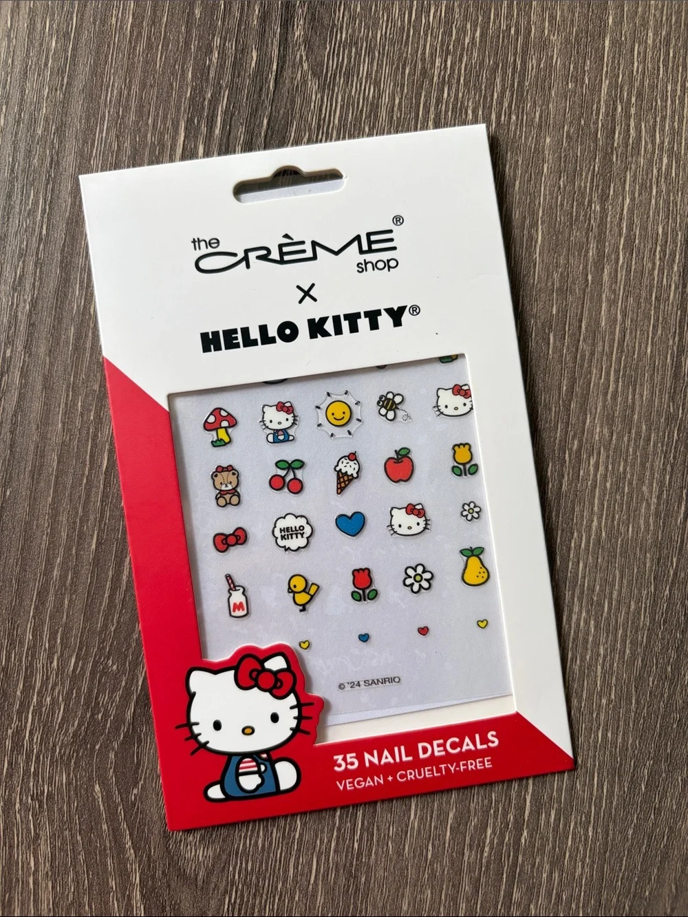 ❤️$4 NWT Creme Shop X Hello Kitty 35 Nail Decals - Picture 1 of 2