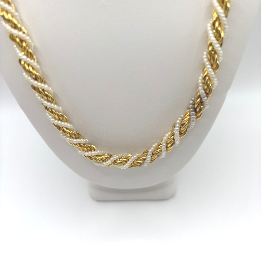 Vintage Trifari Gold Tone Rope Chain 29" Necklace‎ Faux Seed Pearls - Picture 2 of 7