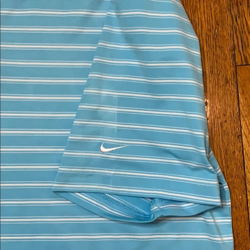 Nike Golf Men Polo - Picture 3 of 5