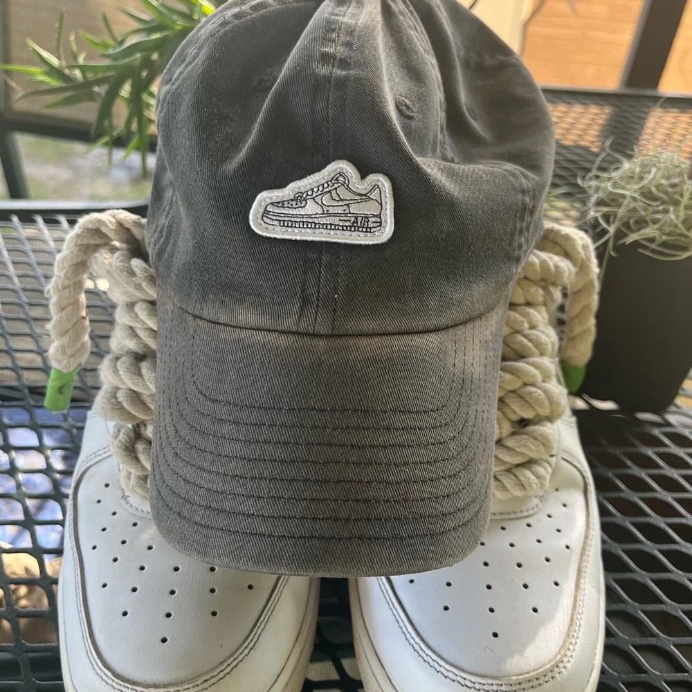 Nike Air Force Ones lows, AF1 nike hat - Picture 1 of 8