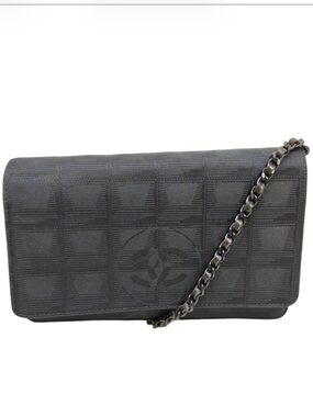 CHANEL TRAVEL LINE WOC BLK HW