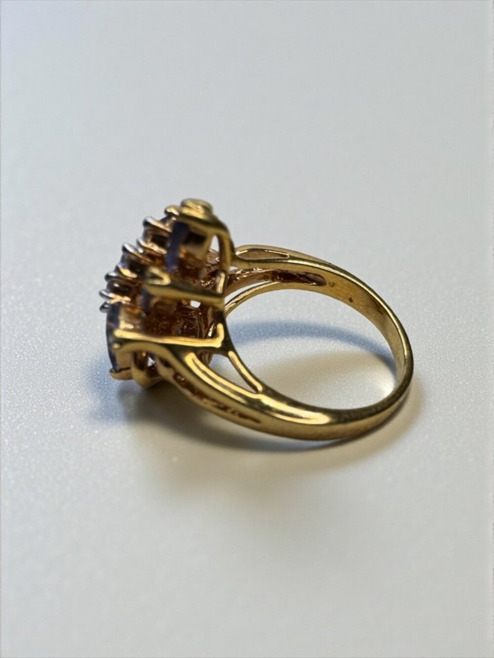 Lavender Marquise Crystal Flower Cluster Ring Gold Tone Size 6 Vintage - Picture 4 of 7