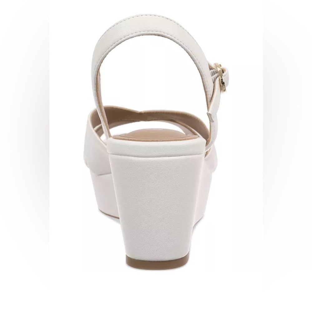 Giani Bernini White Platform Wedges - Picture 5 of 6
