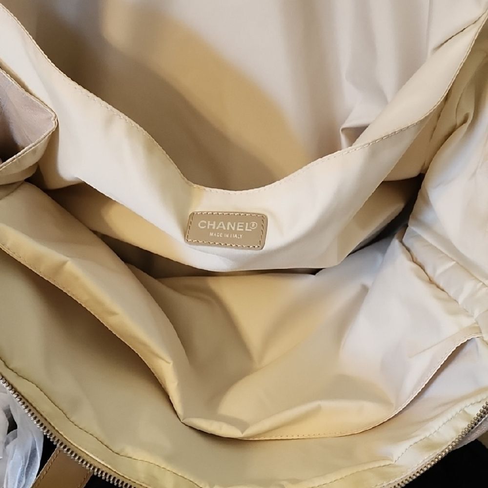 Chanel Travel Tote Bag - Picture 2 of 6