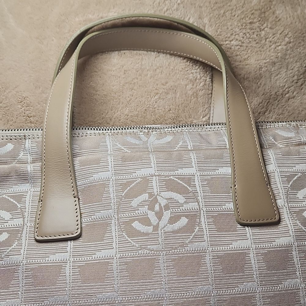Chanel Travel Tote Bag - Picture 6 of 6