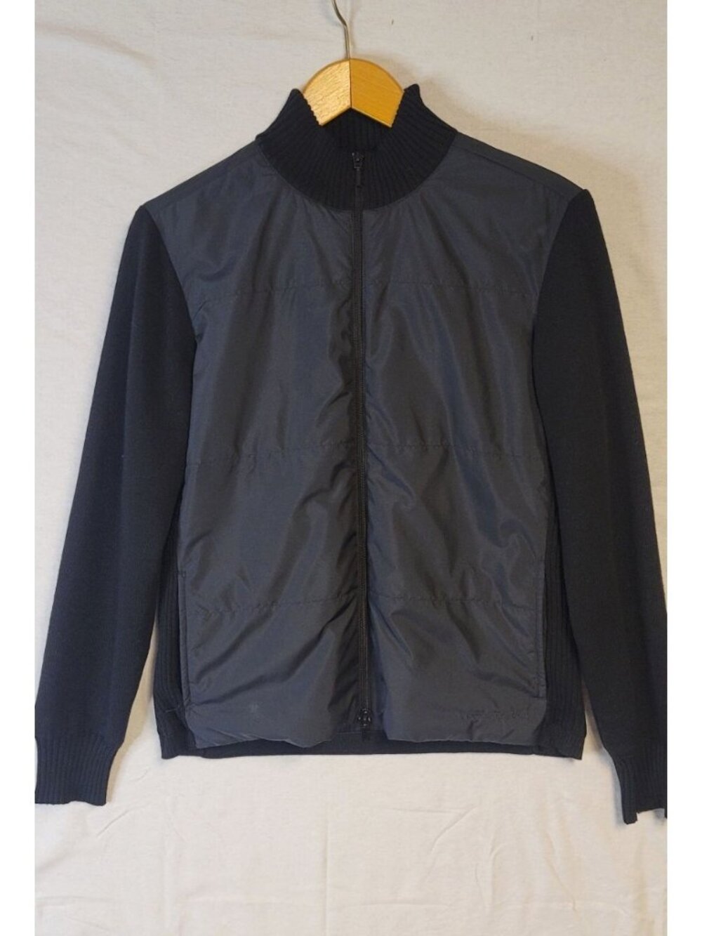 Cutter & Buck Womens M Black Full Zip Merino Wool Blend Jacket Minimalist Chic