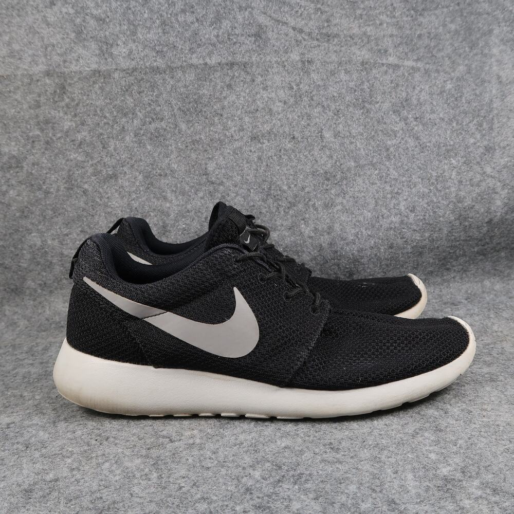 Nike Shoes Mens 8.5 Athletic Trainer Roshe One Sneaker Lifestyle Active Black