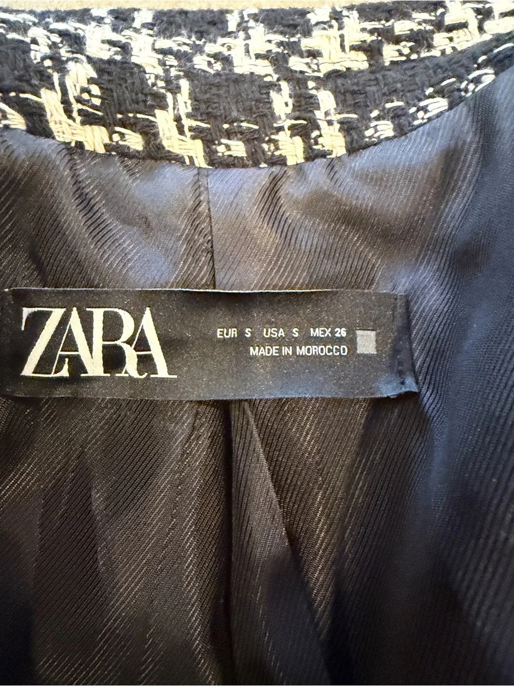 Zara Black and White Plaid Long Blazer - Picture 4 of 8
