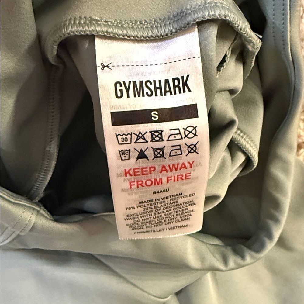 Gymshark Sage Bike Shorts size S - Picture 2 of 3
