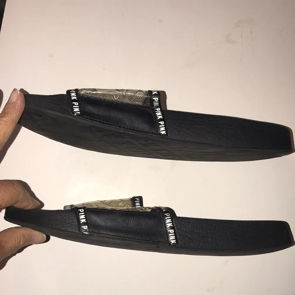 Women’s VS PINK Slides - Picture 6 of 8