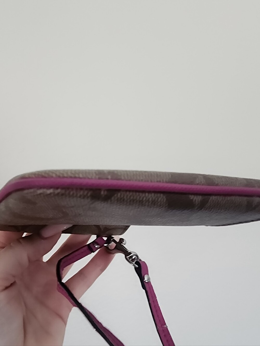 Coach Wristlet - Picture 9 of 11