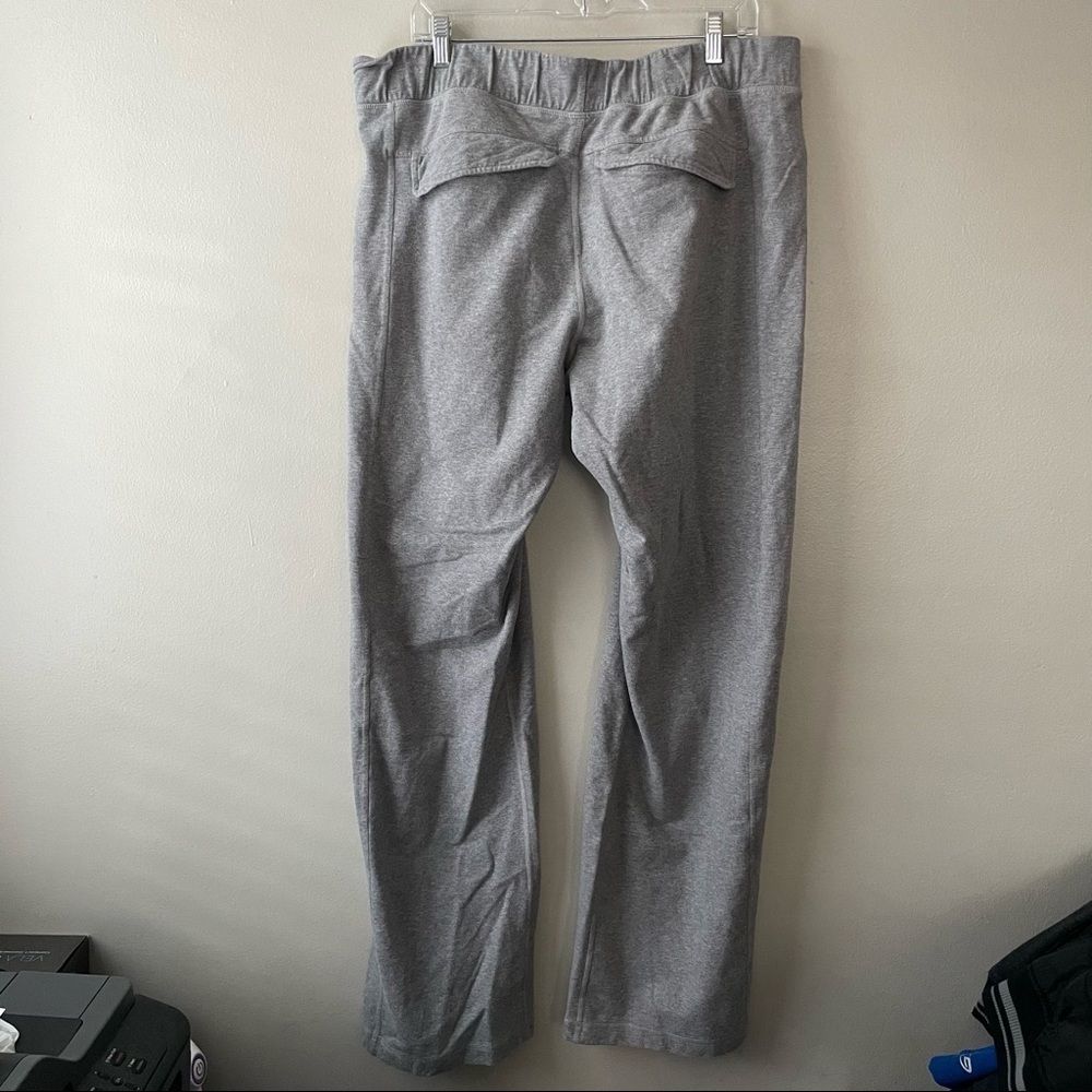 Lululemon sweatpants - Picture 3 of 7