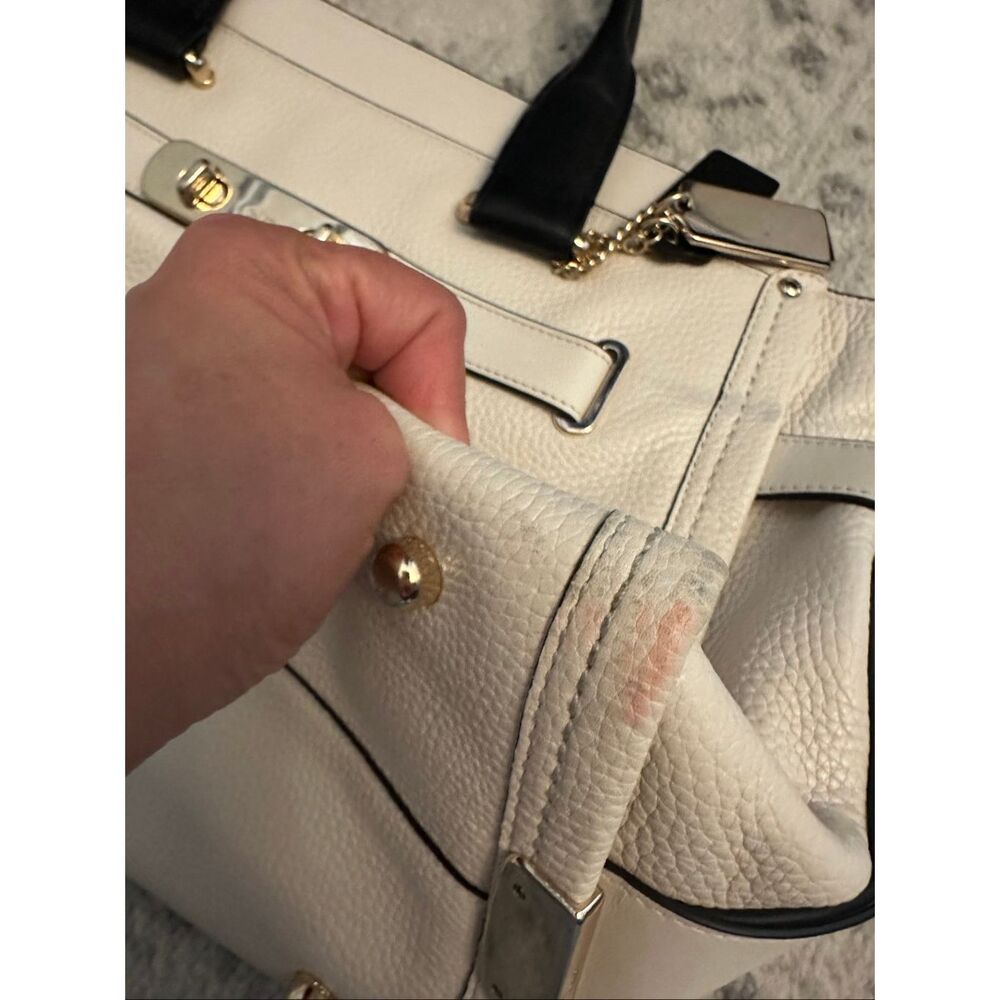 Coach Chelsea Tote - Picture 15 of 15