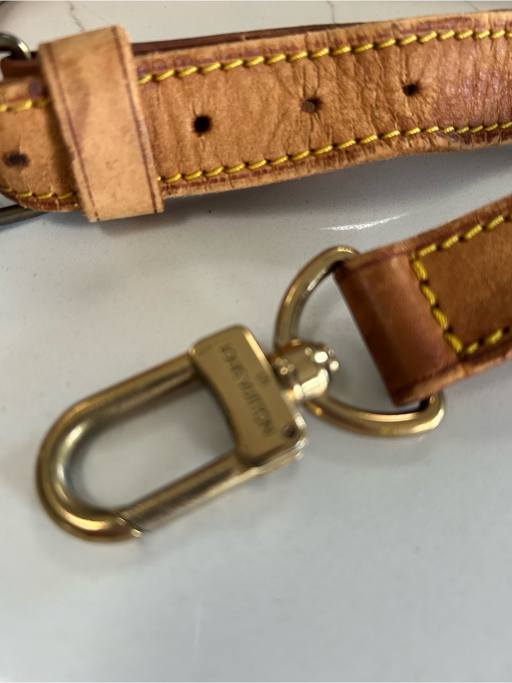 Louis Vuitton Keepall Strap - Picture 5 of 11