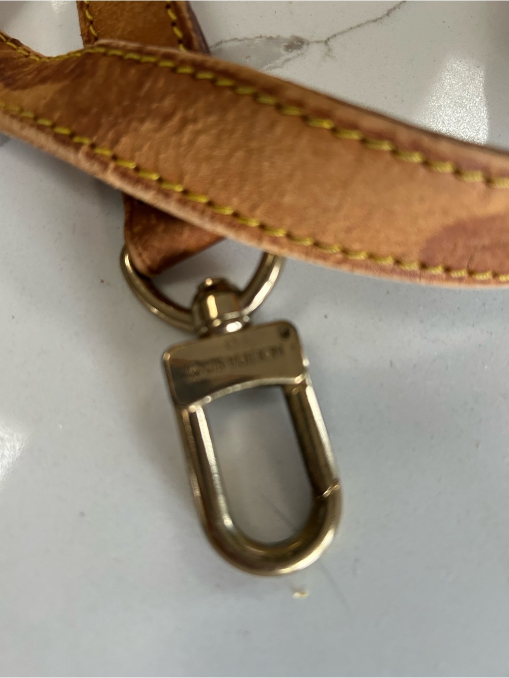 Louis Vuitton Keepall Strap - Picture 7 of 11