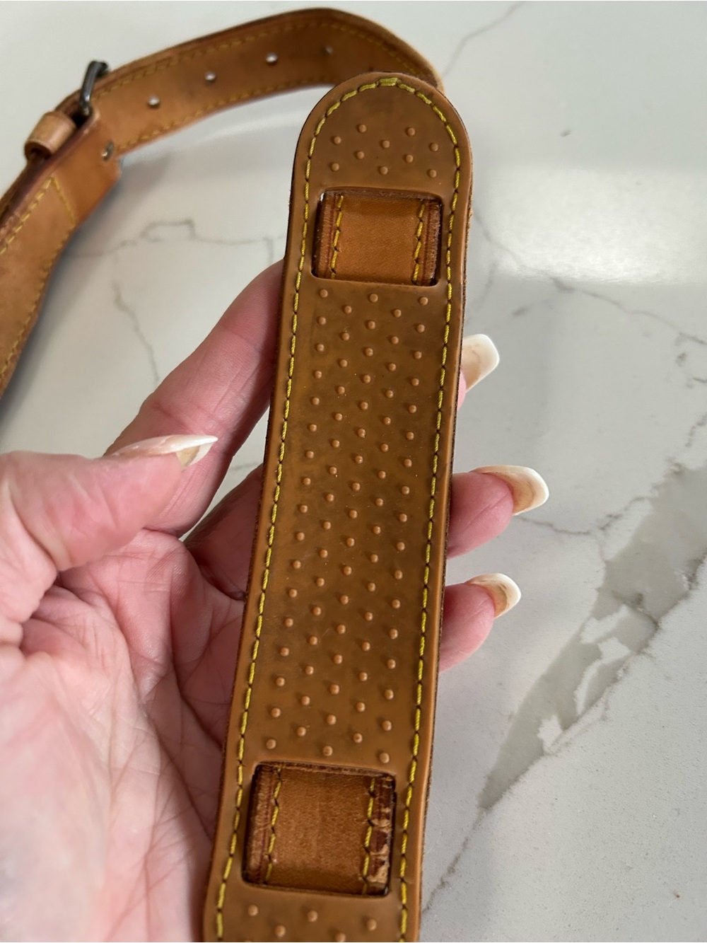 Louis Vuitton Keepall Strap - Picture 10 of 11