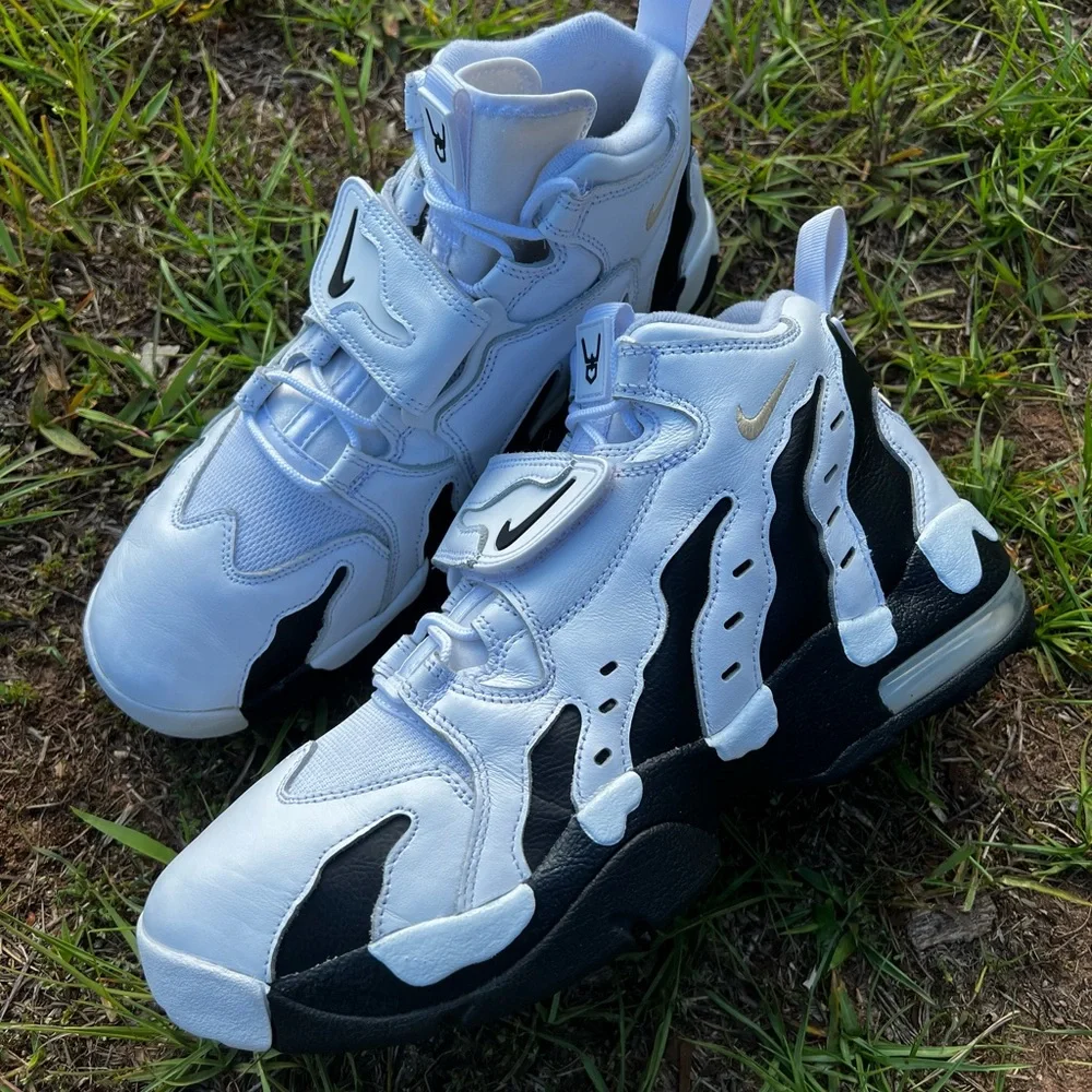 CLEAN Nike Size 13 Womens Air DT 96 Diamond Turf Colorado Gold shoes - Picture 1 of 10