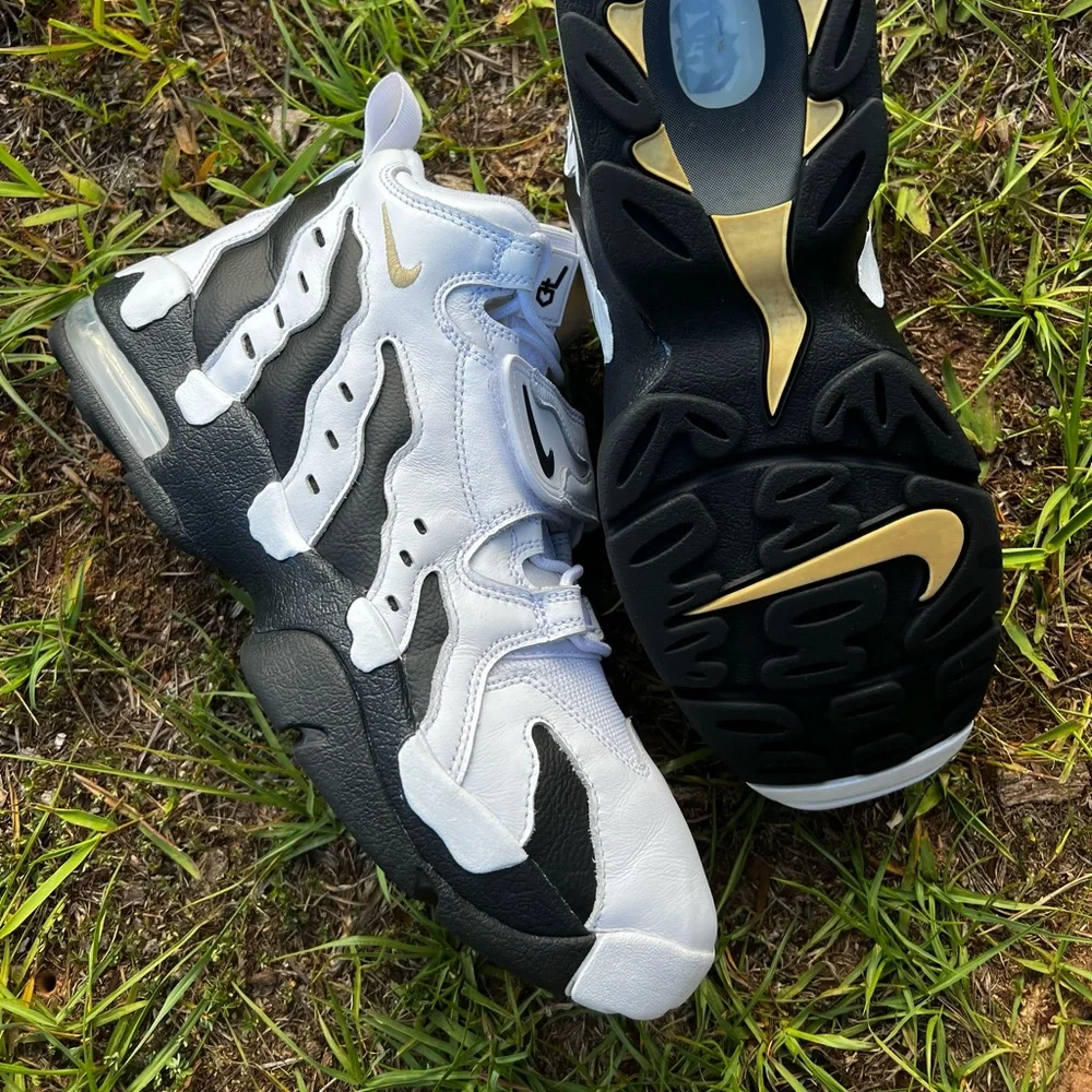 CLEAN Nike Size 13 Womens Air DT 96 Diamond Turf Colorado Gold shoes - Picture 3 of 10