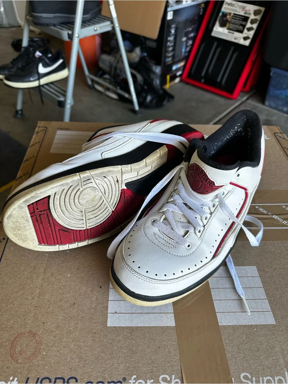 Nike White and Maroon Low-Top Men's Sneakers - Picture 6 of 9