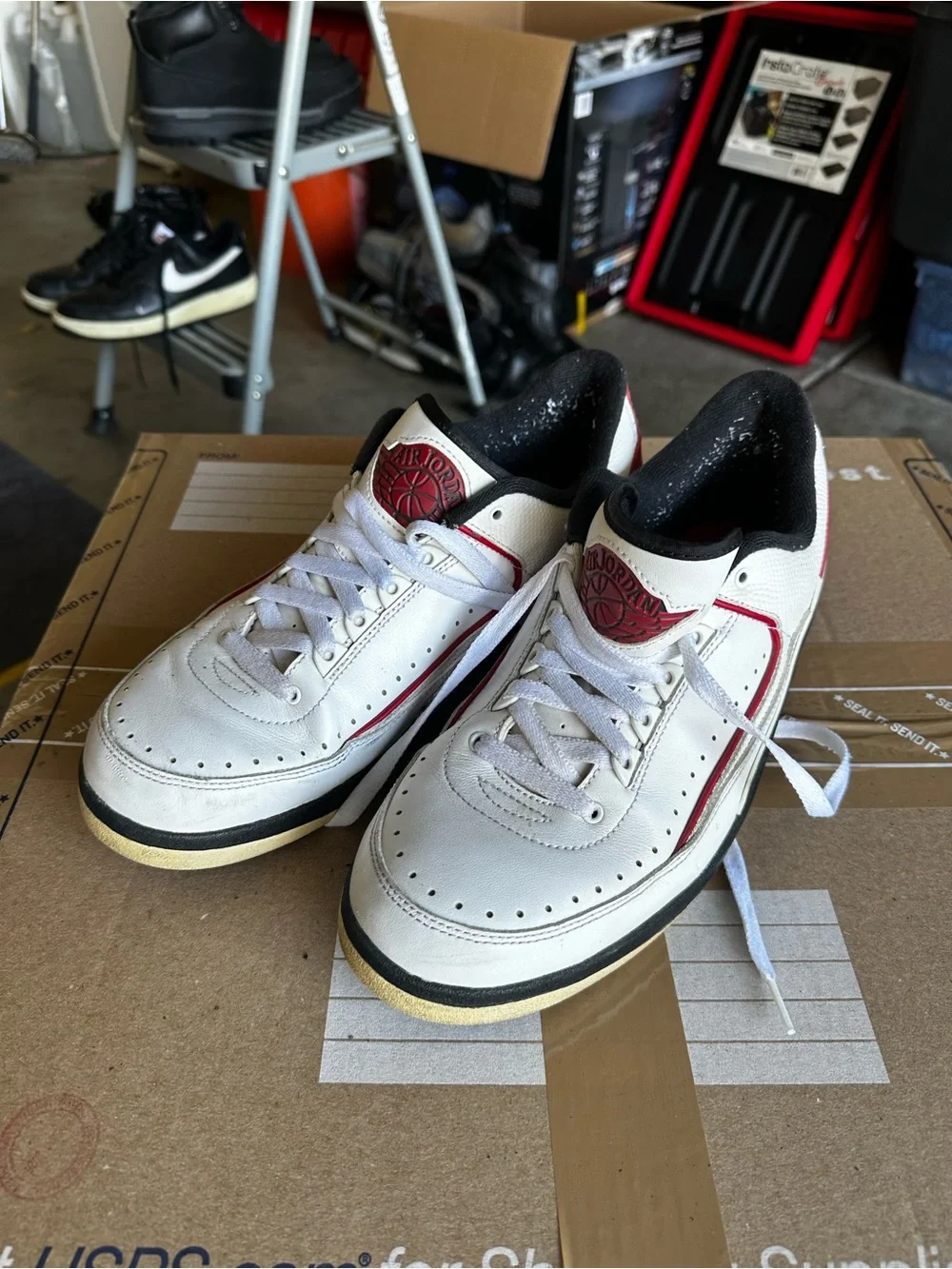 Nike White and Maroon Low-Top Men's Sneakers - Picture 7 of 9