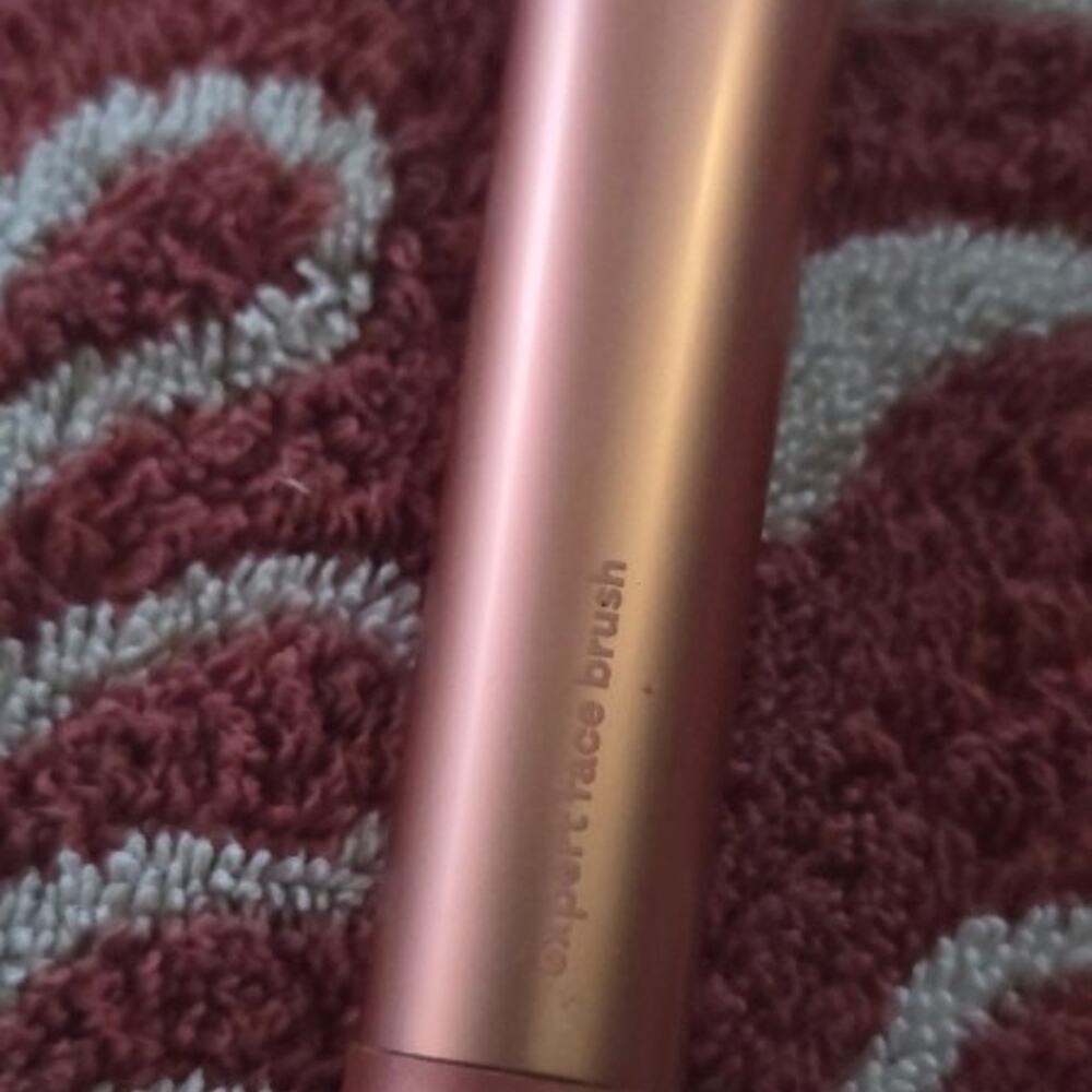Real Techniques Expert Face Brush 200 Like New No Box Cleaned - Picture 2 of 4