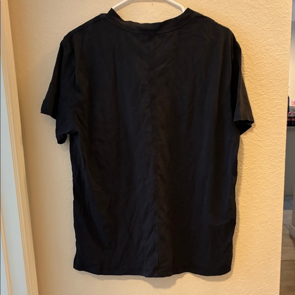 lululemon athletica Charcoal Short Sleeve Tee - Picture 3 of 4