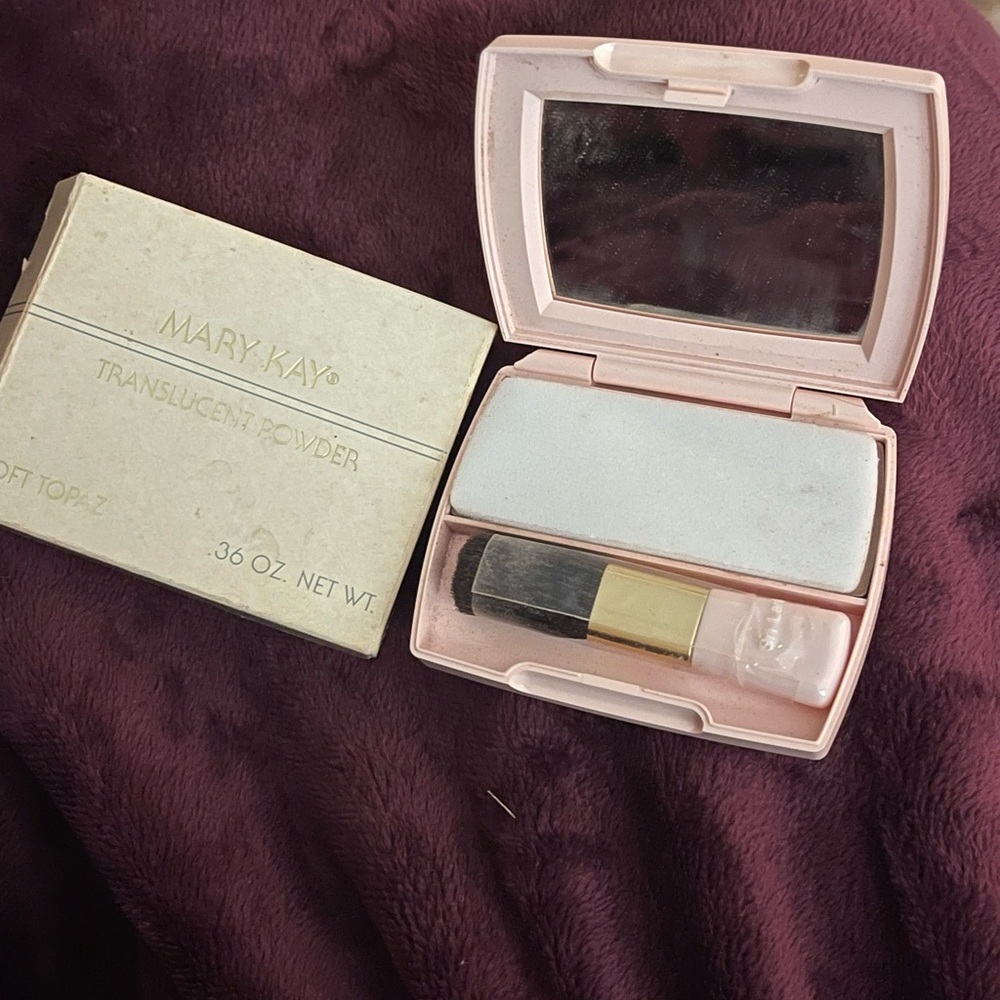 Vintage Mary Kay Translucent Powder - Soft Topaz - Picture 2 of 4